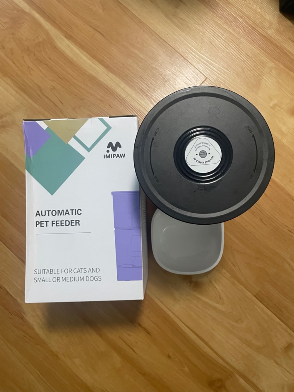 Automatic Pet Feeder with Black and White Bowl